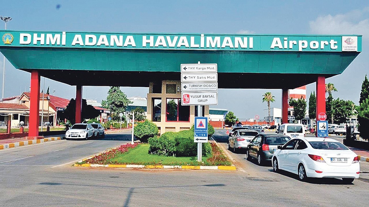 Adana ve Hatay Havalimanları uçuşlara kapatıldı