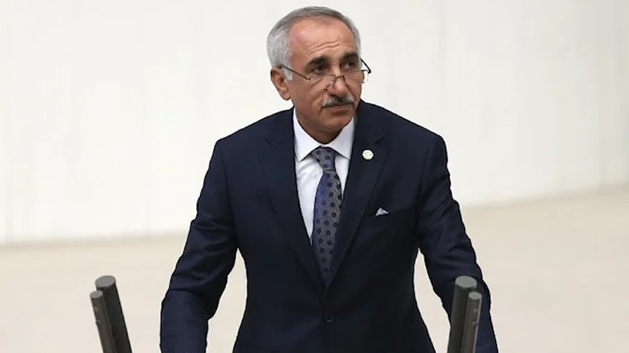 AK Parti Adıyaman Milletvekili Yakup Taş enkaz altında