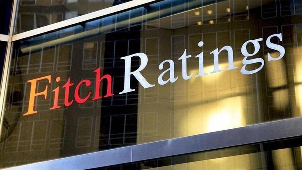 Fitch: Fed’in agresif sıkılaşma döngüsü ABD’de tüketici harcamalarını 2023’te daha da azaltacak