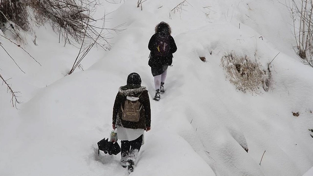 Giresun’da yarın okullar tatil mi Valilikten açıklama