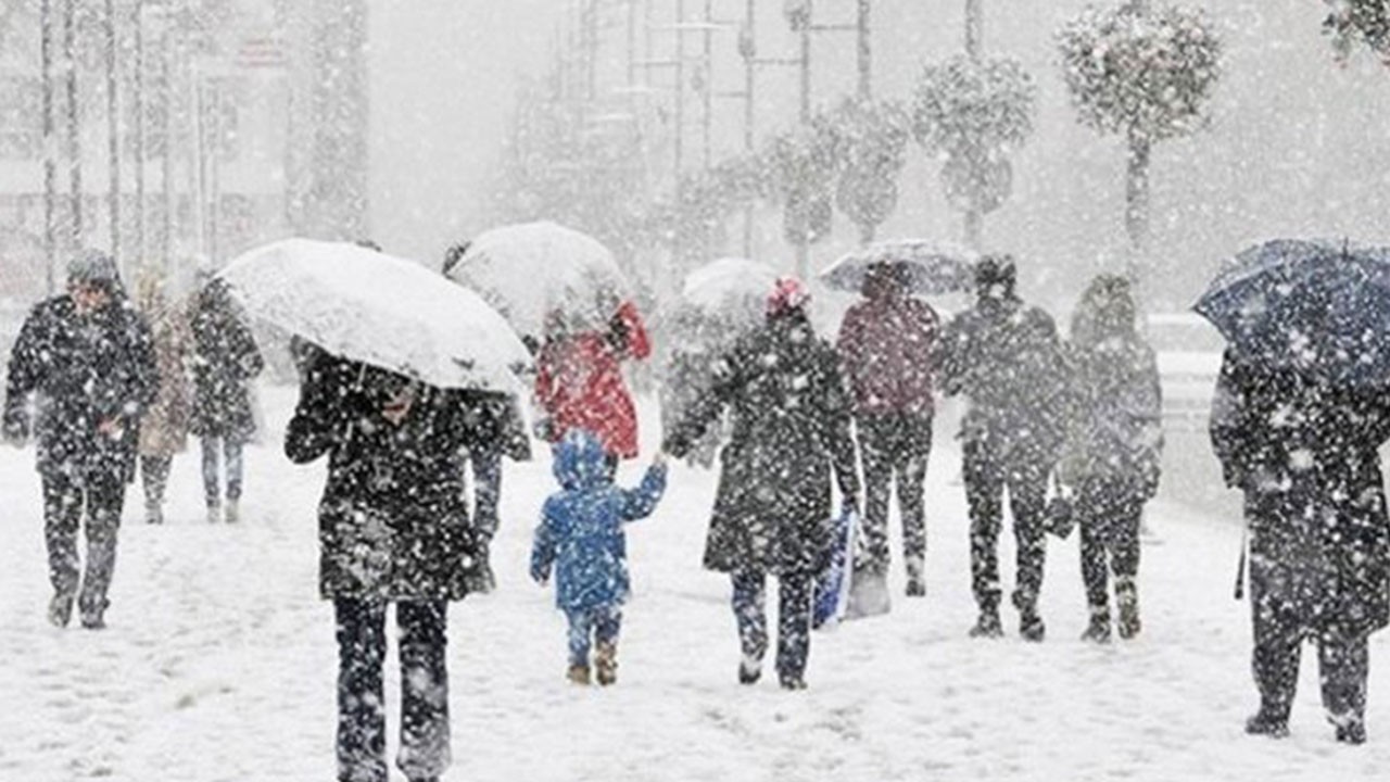 İBB saat verdi: Kar yağışına dikkat