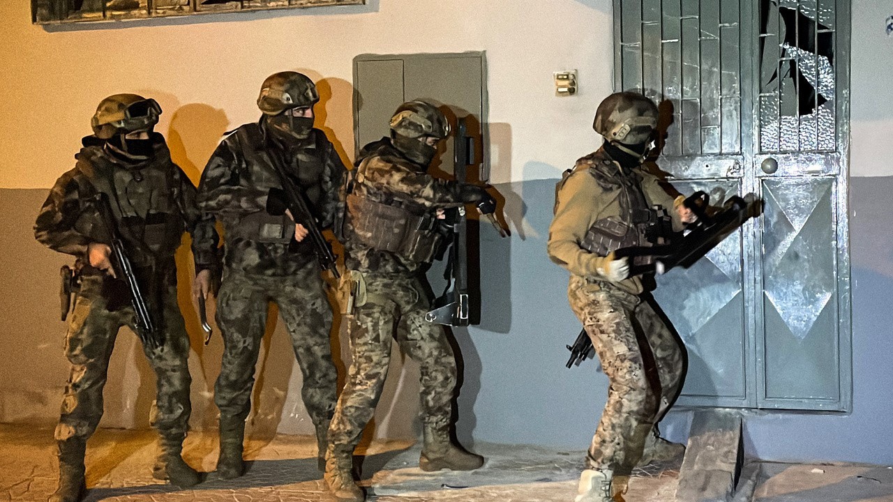 İstanbul’da IŞİD operasyonu: 15 kişi gözaltına alındı