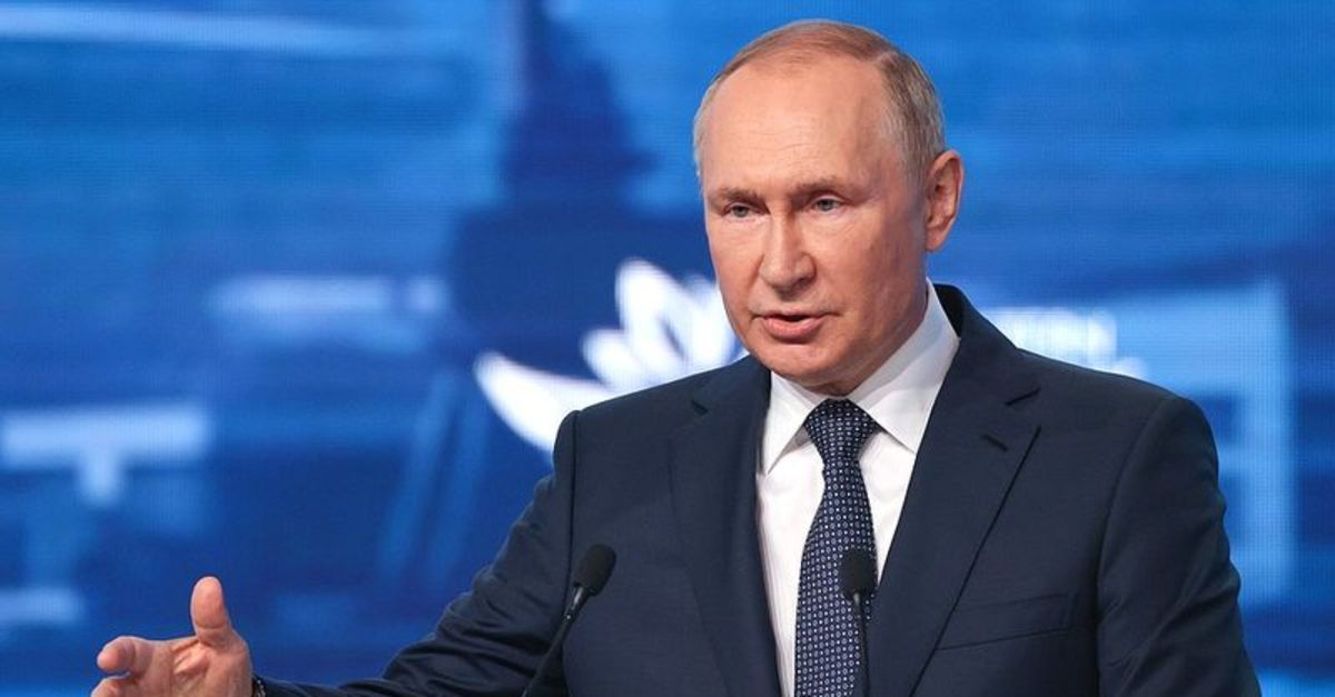 Putin ile Çin’in kıdemli diplomatı Vang görüştü