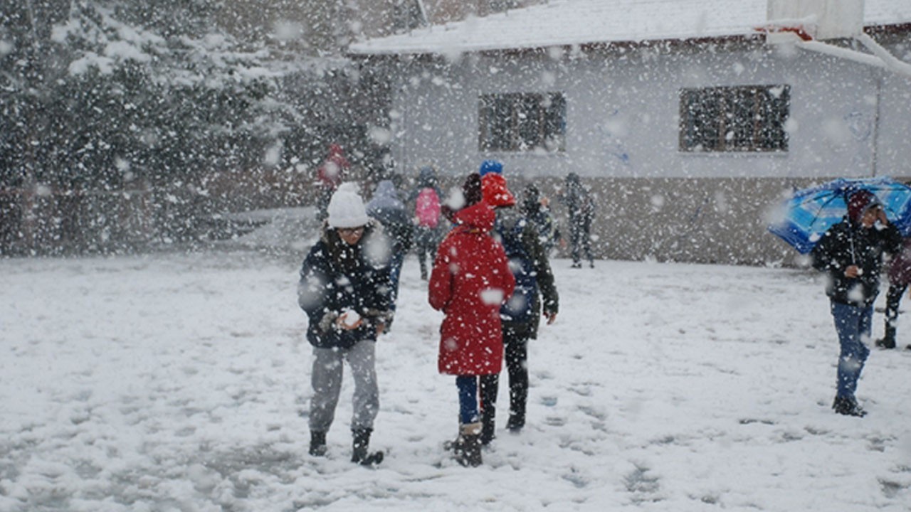 Sivas’ta yarın okullar tatil mi Valilik açıkladı