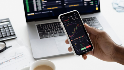 Borsa günün birinci yarısında yüzde 1,39 paha kaybederek 5.065,25 puana geriledi