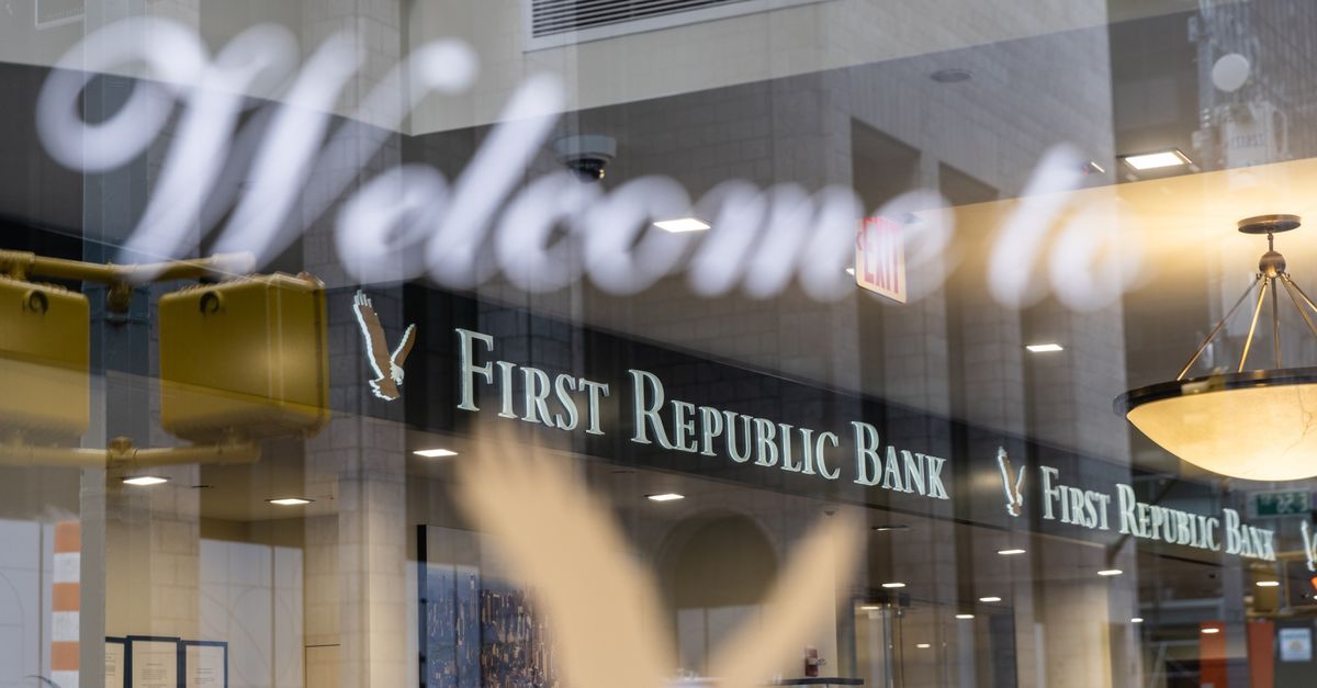 Krizdeki First Republic Bank 30 milyar dolar mevduat almaya yakın