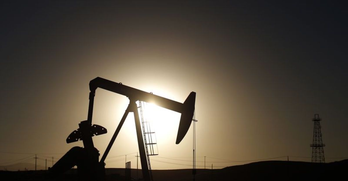 OPEC, global petrol talebindeki artış öngörüsünü sabit tuttu