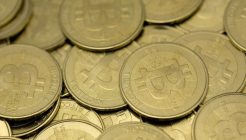 Bitcoin yine 30 bin doların üzerini test etti