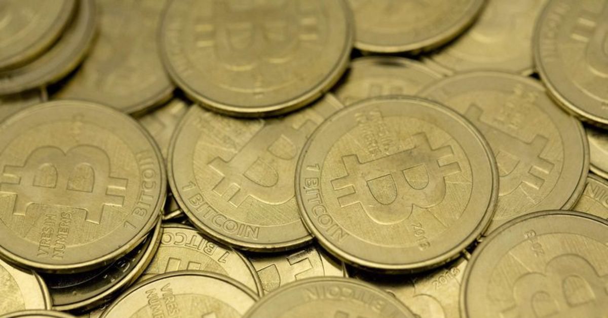 Bitcoin yine 30 bin doların üzerini test etti