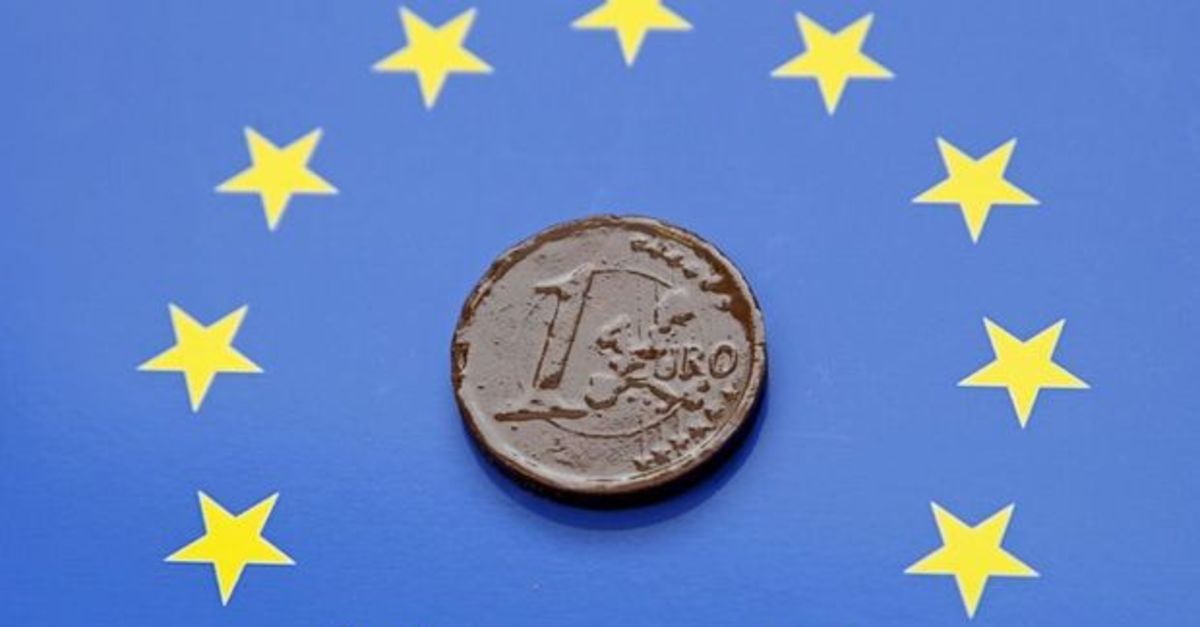 Euro Bölgesi yüzde 0,1 büyüyerek resesyondan kurtuldu