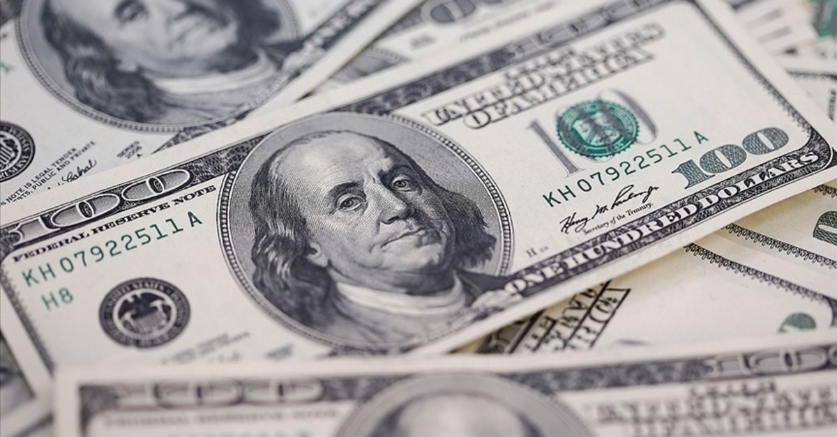 Dolar/TL’de yeni haftanın birinci fiyatlamaları