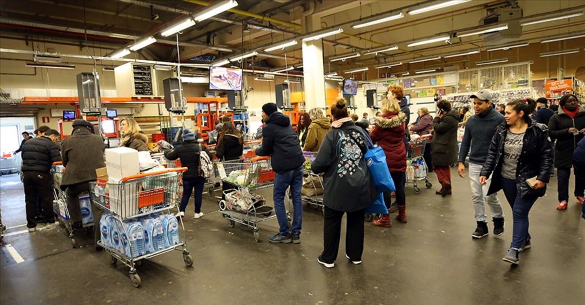 Euro Bölgesi’nde perakende satışlar geriledi