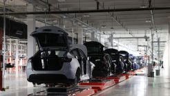 Tesla  Çin’de 1,1 milyon aracı geri çağırıyor